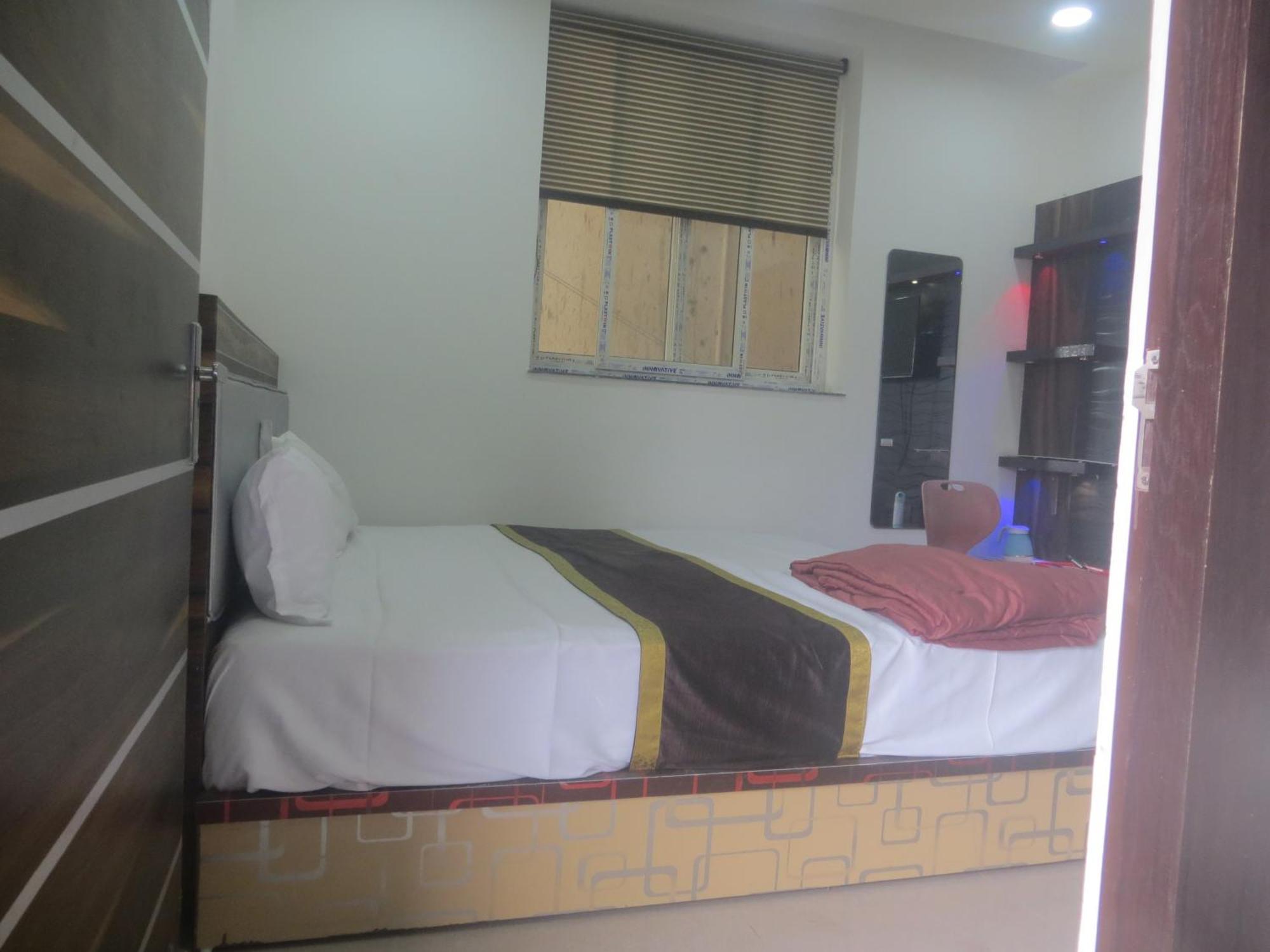 Rajmahal Resort Banquet Hall And Hotel Patna  Dış mekan fotoğraf