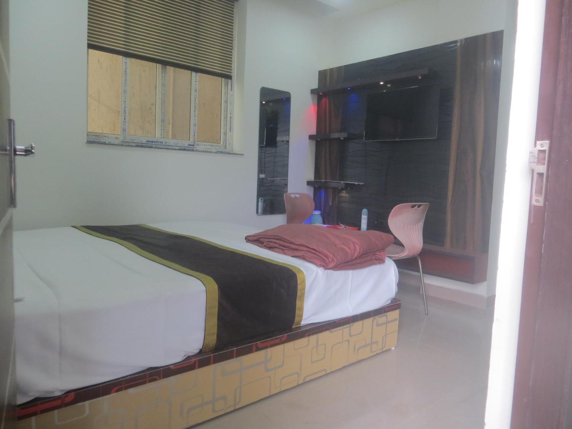 Rajmahal Resort Banquet Hall And Hotel Patna  Dış mekan fotoğraf